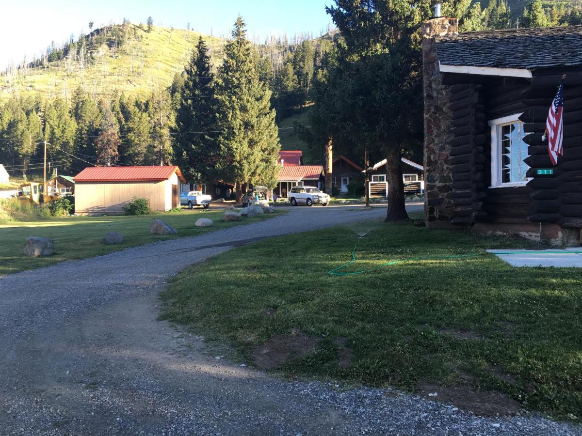 Antlers Lodge Cooke City Esterno foto